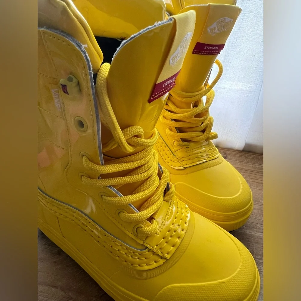 VANS X Tierra Whack U Standard Snow Boot In Cyber Yellow Mens 3.5 New